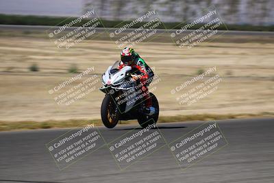 media/Aug-04-2024-TrackDaz (Sun) [[e1ff0814b6]]/Group A/Grid/